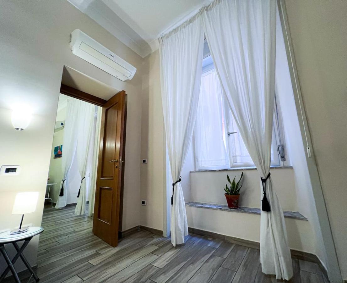 Traversa Toledo, Intero Al Plebiscito Appartement Napels