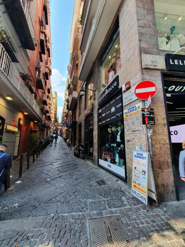 Appartement Traversa Toledo, Intero Al Plebiscito *