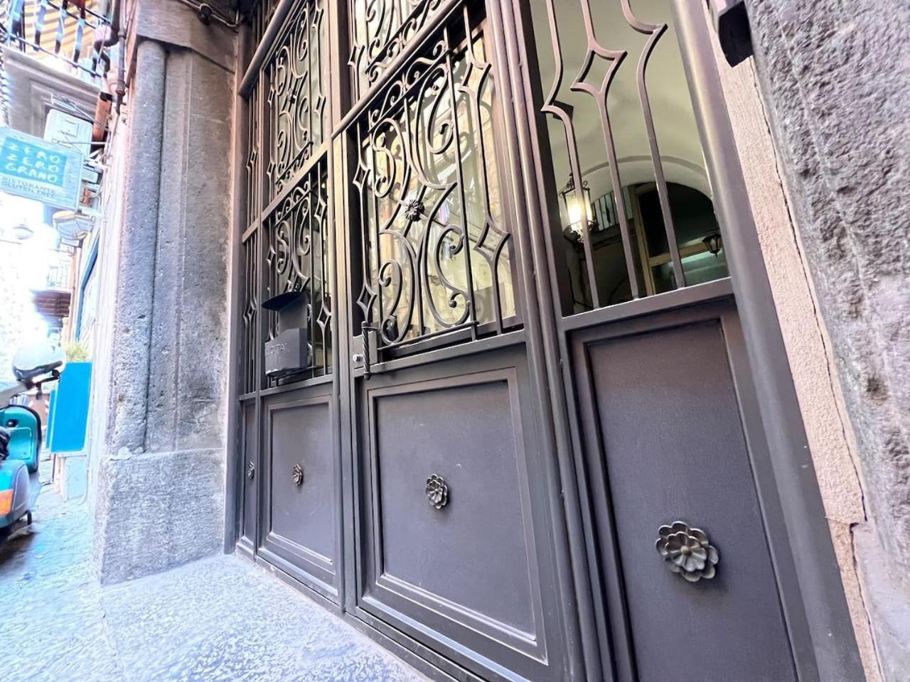 Appartement Traversa Toledo, Intero Al Plebiscito